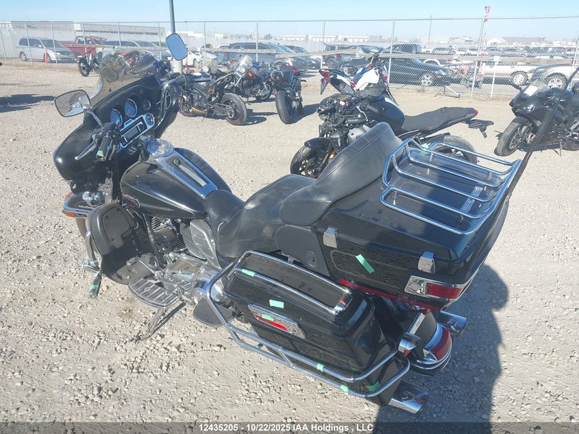 5HD1FC4A1AB637547 2010 HARLEY-DAVIDSON ELECTRA GLIDE photo no. 3