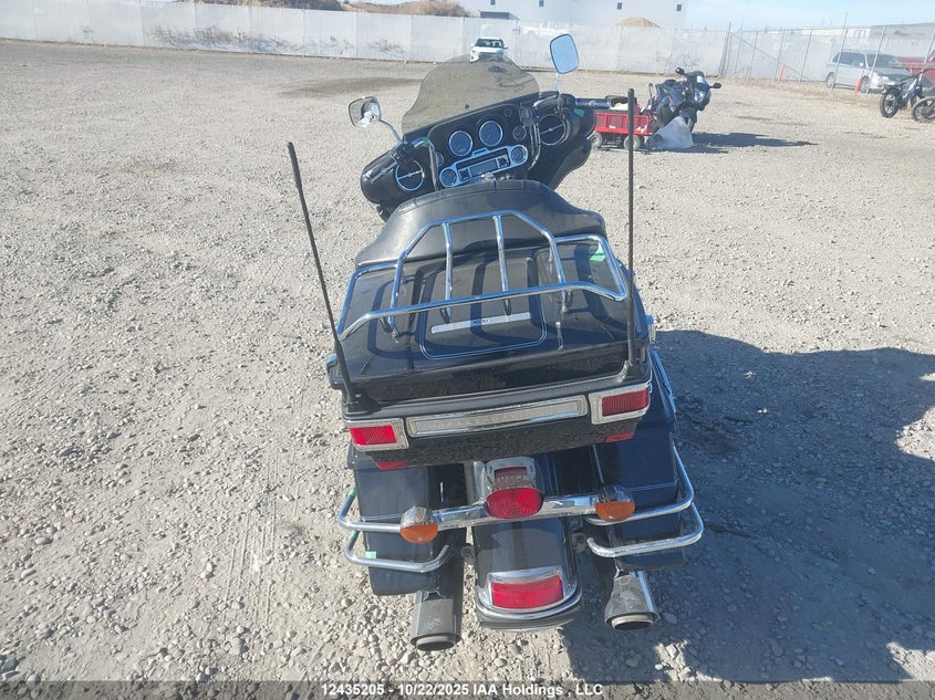 2010 Harley-Davidson Flhtcu VIN: 5HD1FC4A1AB637547 Lot: 12435205