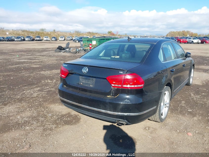 Vin: 1vwcm7a33fc053718, lot: 2817944, volkswagen passat sel 20154