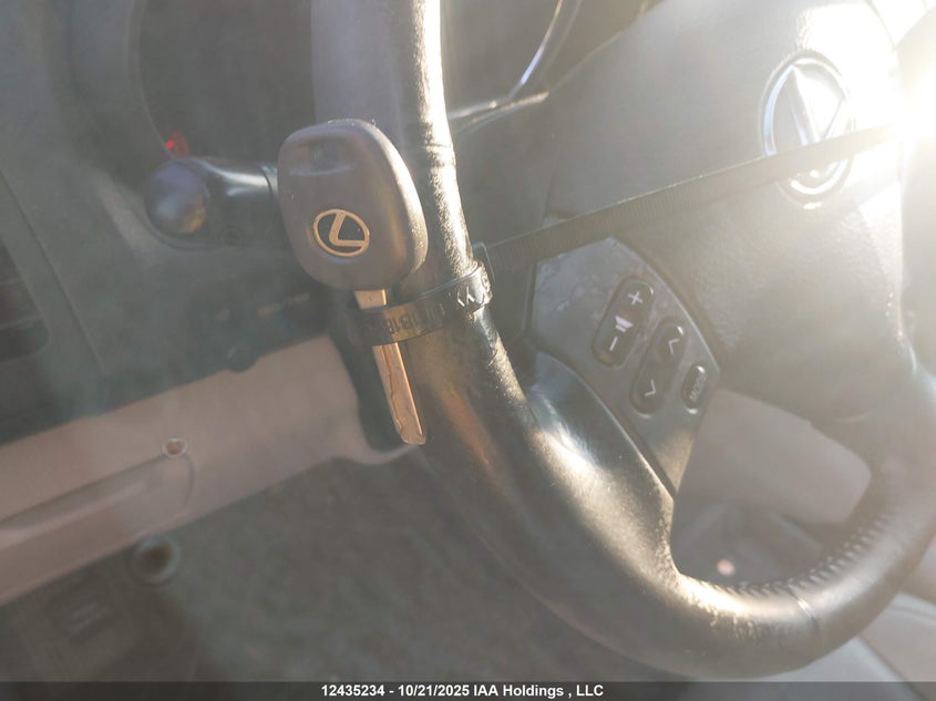 2T2HA31U34C032919 2004 LEXUS RX photo no. 11