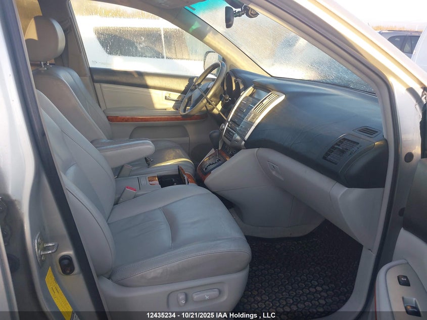 2T2HA31U34C032919 2004 LEXUS RX photo no. 5