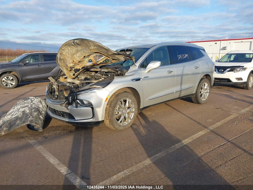 5GAEVAKWXNJ163384 2022 BUICK ENCLAVE photo no. 2