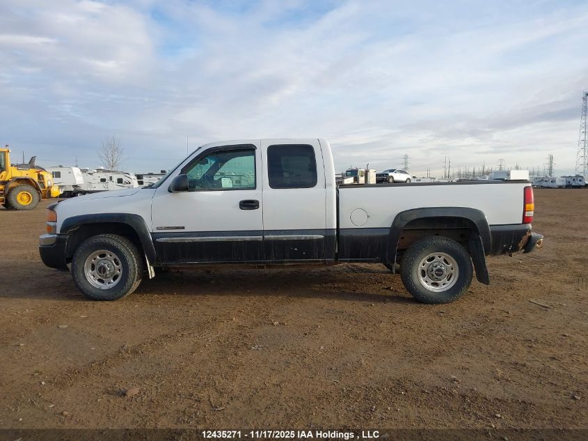 2003 GMC Sierra 2500 Sl/Sle/Slt VIN: 1GTGK29UX3Z127834 Lot: 12435271