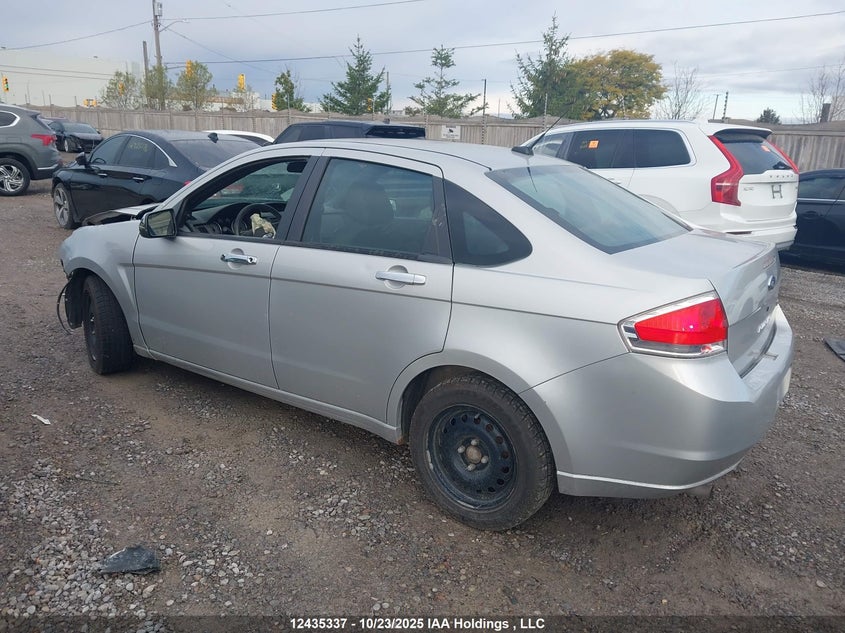 1FAHP35NX9W225899 2009 FORD FOCUS photo no. 3