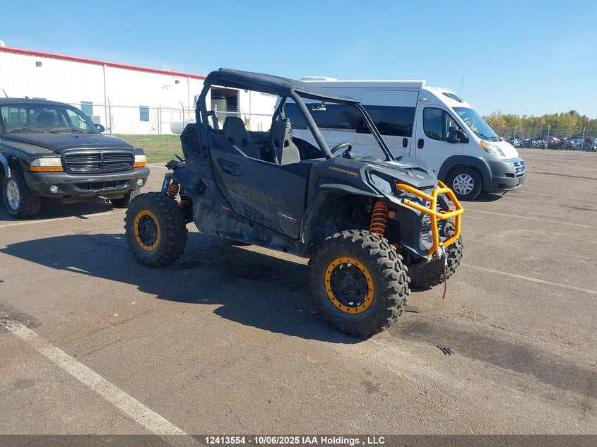 3JBAKAX41SE001846 2025 Can-Am Commander Xt 1000R/Xt-P 1000R auction photo 1