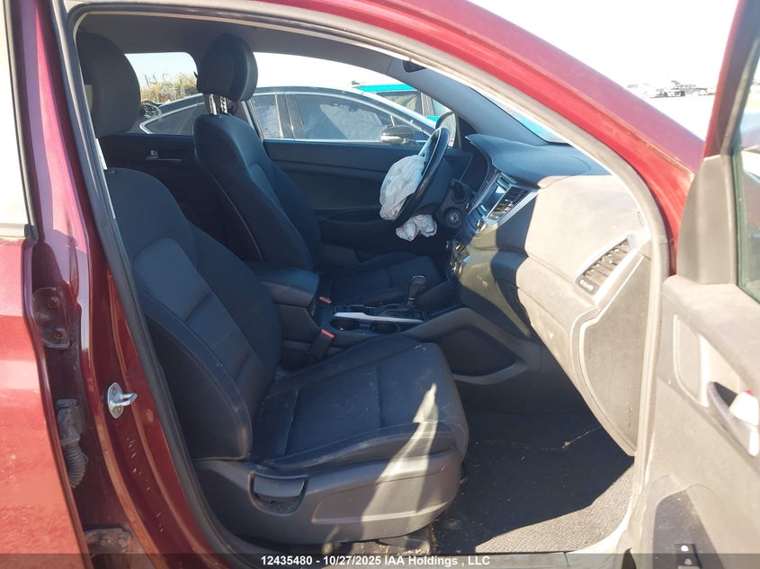 KM8J3CA22GU081627 2016 HYUNDAI TUCSON photo no. 5