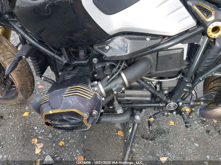 2019 BMW R Nine T VIN: WB10J0100KZ988095 Lot: 12435496