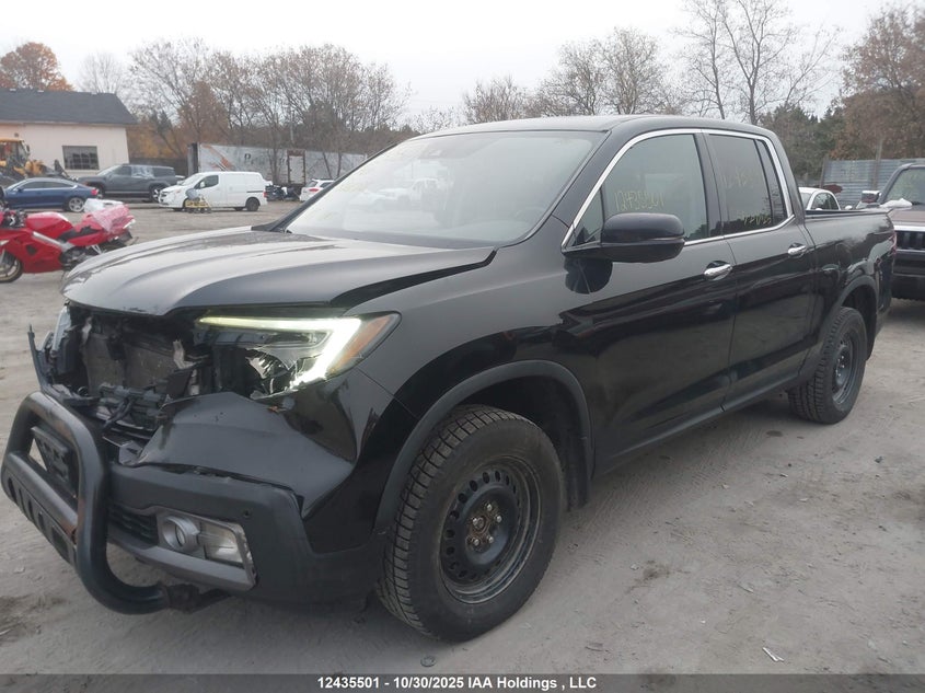 5FPYK3F73HB503335 2017 HONDA RIDGELINE photo no. 2