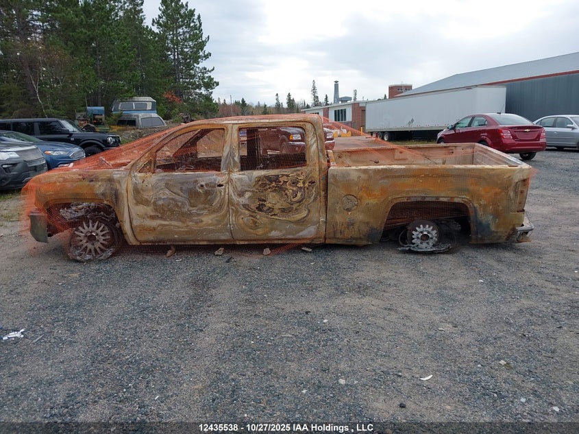 3GTU2NEC0HG457801 2017 GMC SIERRA photo no. 13