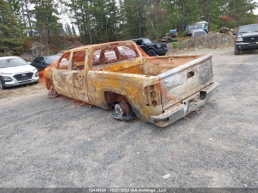 3GTU2NEC0HG457801 2017 GMC SIERRA photo no. 3