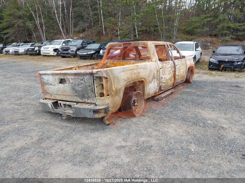 3GTU2NEC0HG457801 2017 GMC SIERRA photo no. 4