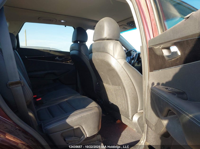 5XYPHDA51JG397299 2018 KIA SORENTO photo no. 8