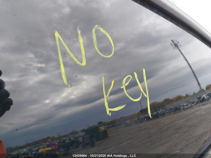 7SAYGDEF7NF524146 2022 TESLA MODEL Y photo no. 11