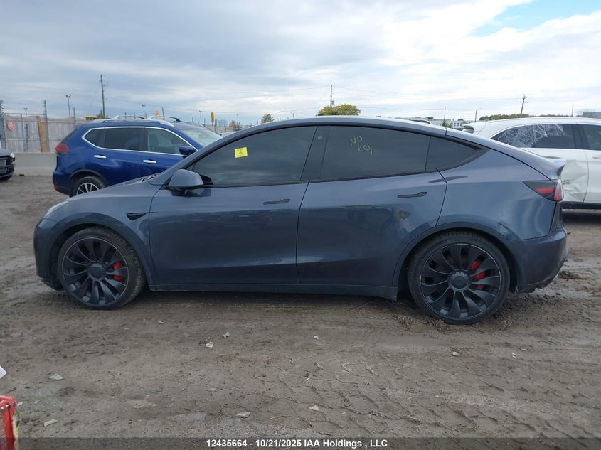 7SAYGDEF7NF524146 2022 TESLA MODEL Y photo no. 14