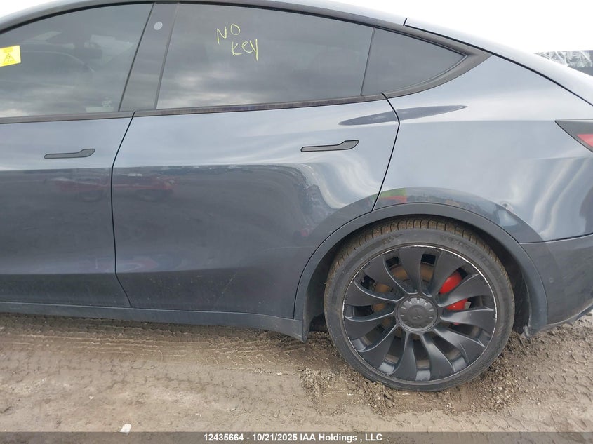 7SAYGDEF7NF524146 2022 TESLA MODEL Y photo no. 17