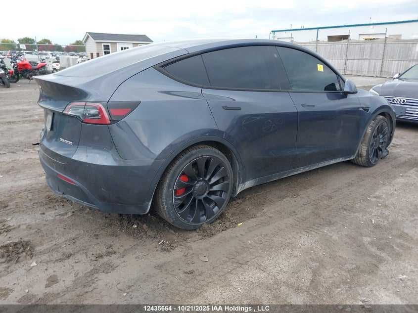 7SAYGDEF7NF524146 2022 TESLA MODEL Y photo no. 4