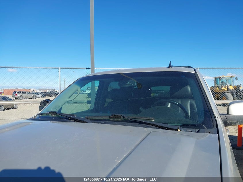 1GNUKBE0XAR151366 2010 CHEVROLET TAHOE photo no. 17