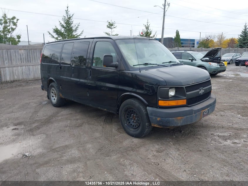 1GNSHBF48B1184969 2011 CHEVROLET EXPRESS photo no. 3
