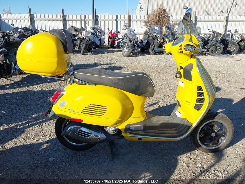 2022 VESPA GTS BIKE N/A