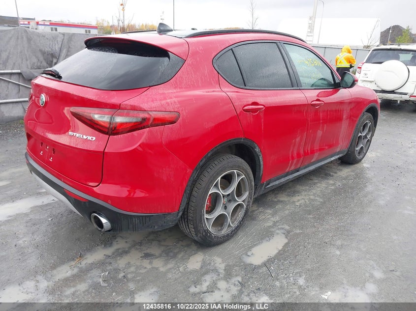 ZASFAKPN4J7C28541 2018 ALFA ROMEO STELVIO photo no. 4