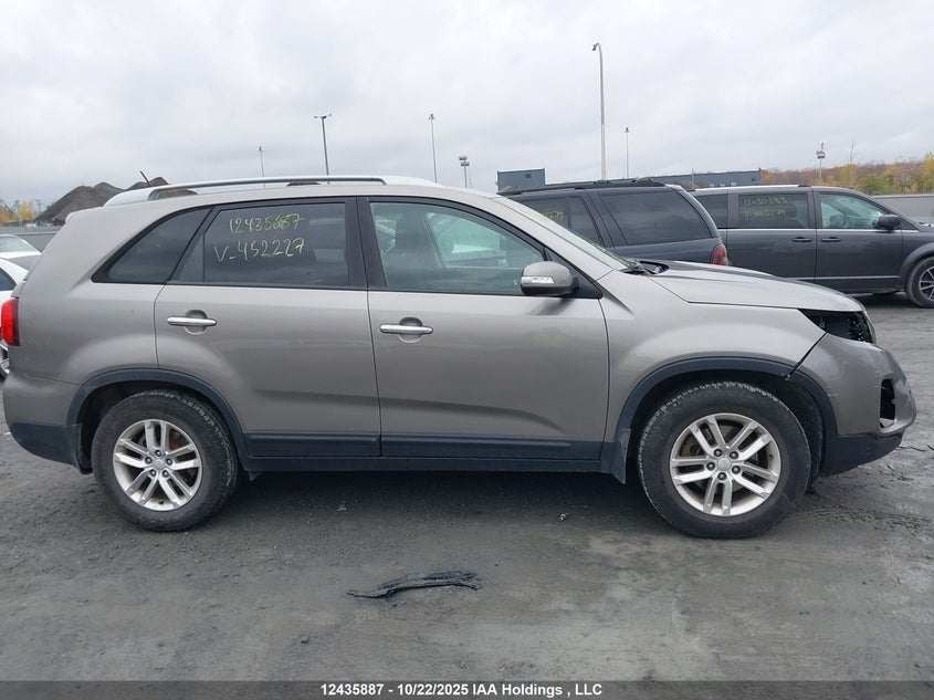 5XYKT3A69EG452227 2014 KIA SORENTO photo no. 14
