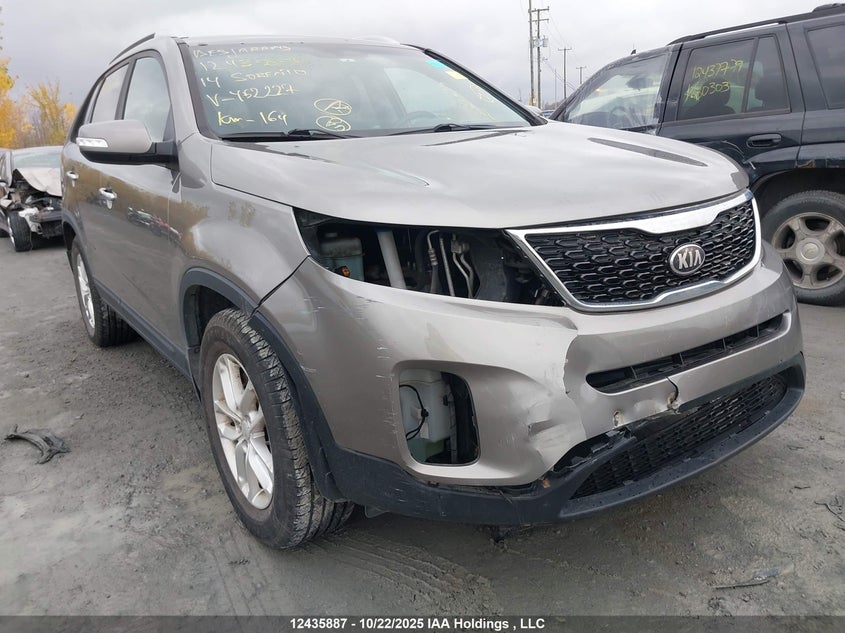 5XYKT3A69EG452227 2014 KIA SORENTO photo no. 21