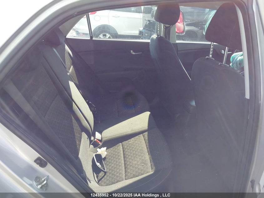 2022 Kia Rio S VIN: 3KPA25AD8NE483197 Lot: 12435952