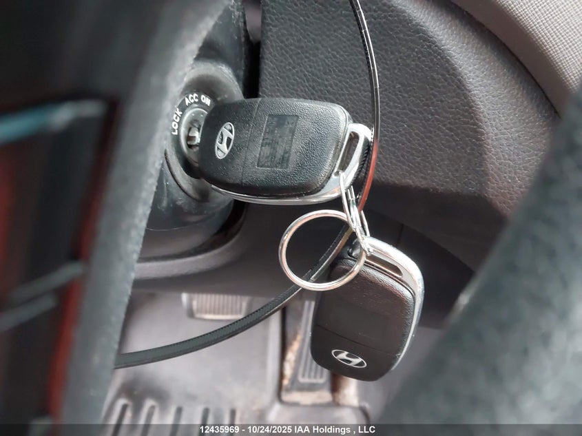 2017 Hyundai Santa Fe Sport 2.4 Base VIN: 5XYZT3LB3HG479081 Lot: 12435969