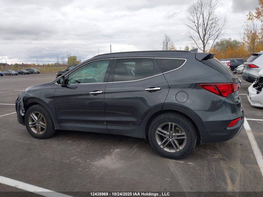 2017 Hyundai Santa Fe Sport 2.4 Base VIN: 5XYZT3LB3HG479081 Lot: 12435969