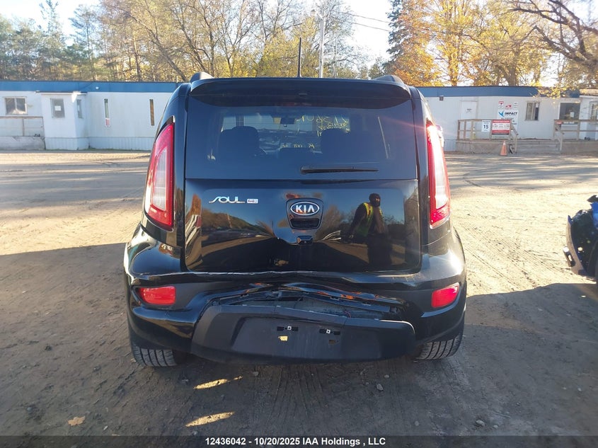 KNDJT2A65C7380412 2012 KIA SOUL photo no. 17