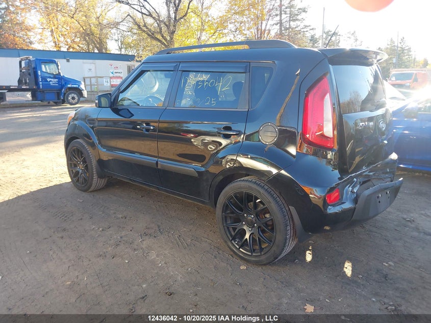 KNDJT2A65C7380412 2012 KIA SOUL photo no. 3