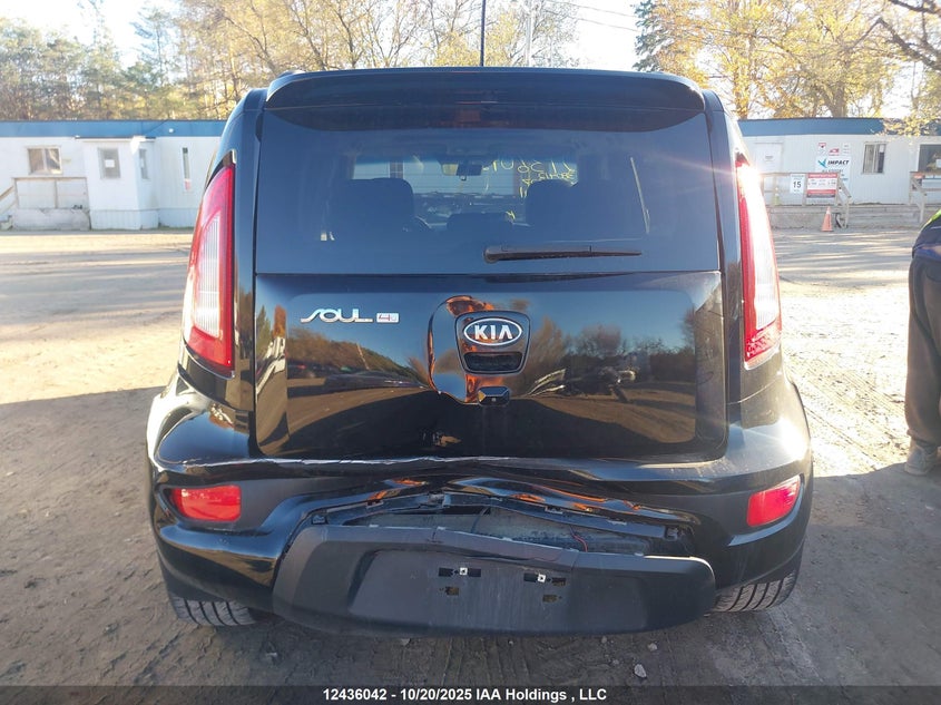 KNDJT2A65C7380412 2012 KIA SOUL photo no. 6