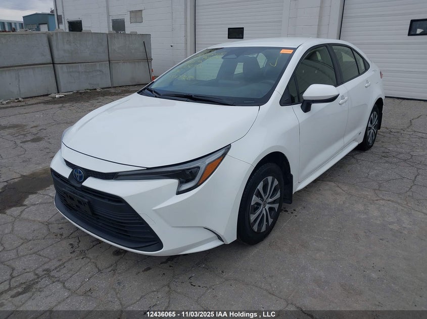 JTDBDMHE4P3002301 2023 TOYOTA COROLLA photo no. 2