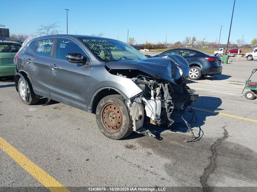 2018 Nissan Qashqai S/Sl/Sv VIN: JN1BJ1CR5JW264211 Lot: 12436076