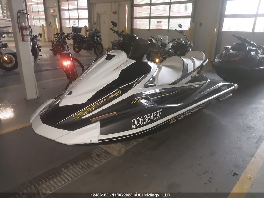 YAMA0593B818A 2018 YAMAHA  photo no. 2
