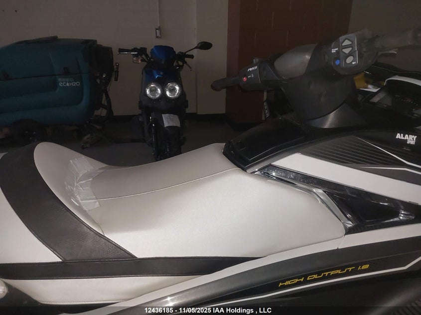 YAMA0593B818A 2018 YAMAHA  photo no. 5