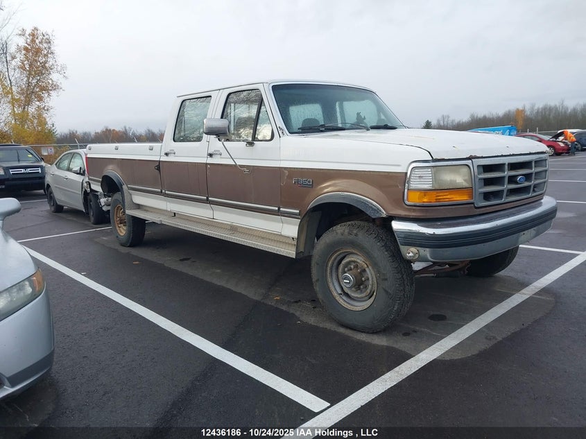 2FTJW36G6NCA22092 1992 FORD F350 photo no. 3