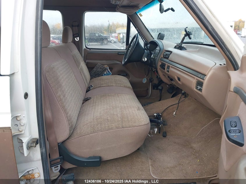 2FTJW36G6NCA22092 1992 FORD F350 photo no. 5