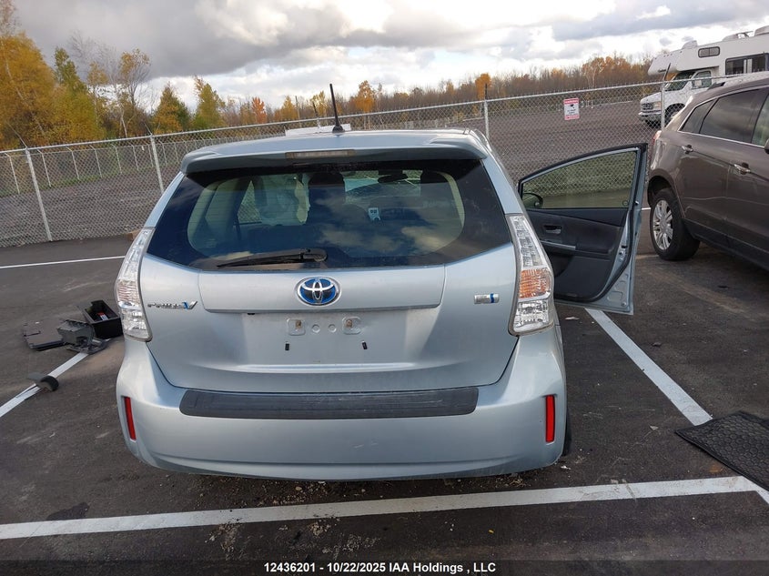 JTDZN3EU2C3142701 2012 TOYOTA PRIUS V (+) photo no. 17