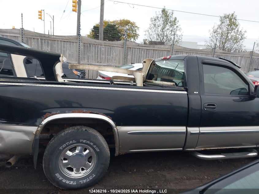 1GTEC14V0YE353944 2000 GMC  photo no. 13
