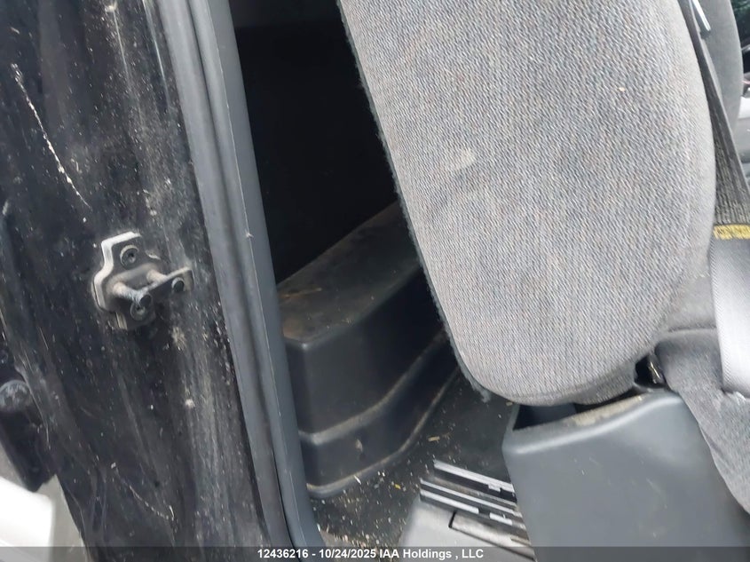 1GTEC14V0YE353944 2000 GMC  photo no. 8