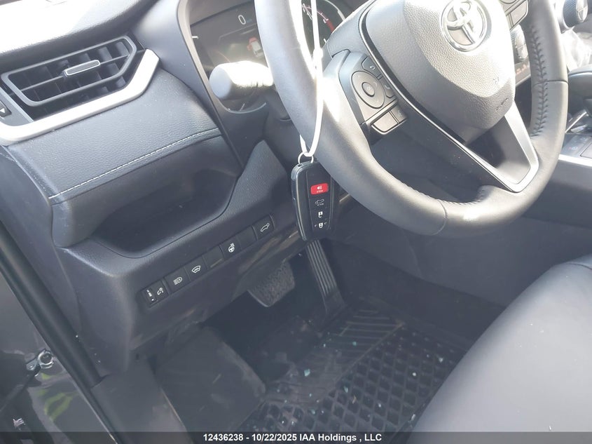2025 Toyota Rav4 Xle/Xle Premium VIN: 2T3R1RFV1SW553203 Lot: 12436238