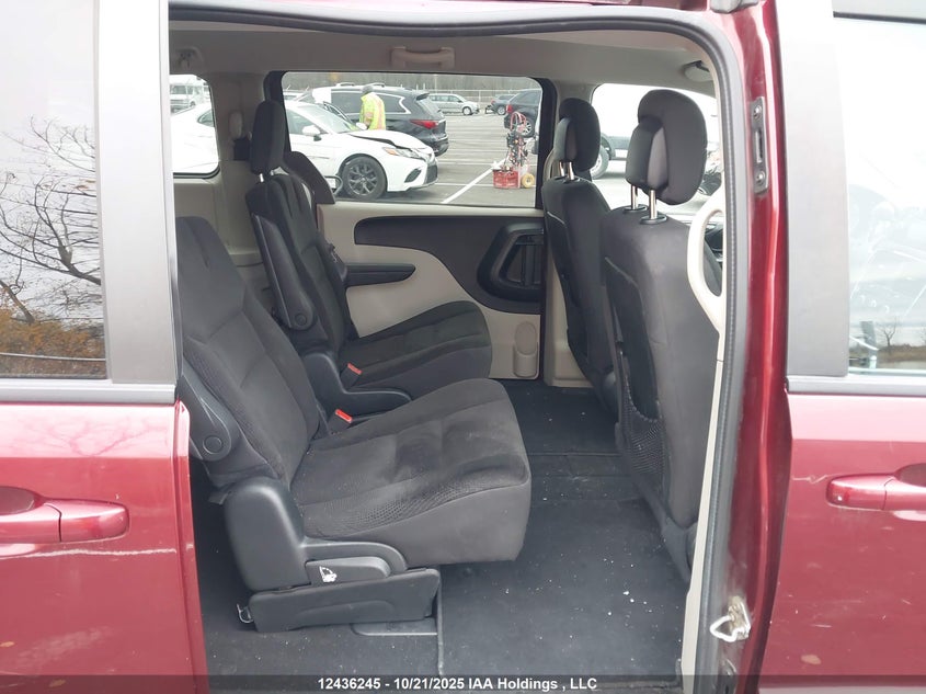 2C4RDGBG3HR742716 2017 DODGE CARAVAN photo no. 8