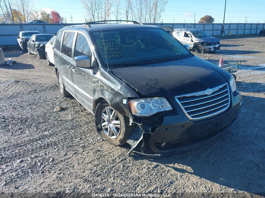 CHRYSLER TOWN & COUNTRY LIMITED