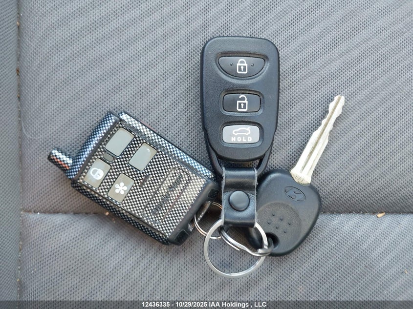 5NPDH4AE3BH033981 2011 HYUNDAI ELANTRA photo no. 11