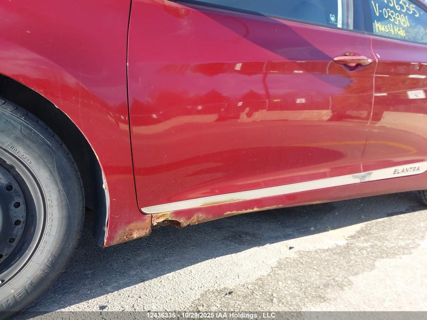 5NPDH4AE3BH033981 2011 HYUNDAI ELANTRA photo no. 20