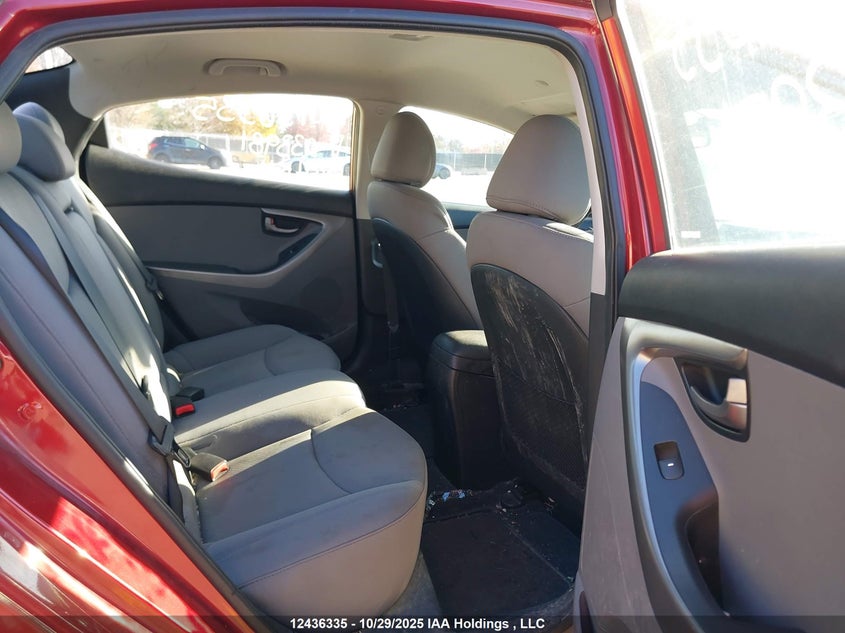 5NPDH4AE3BH033981 2011 HYUNDAI ELANTRA photo no. 8