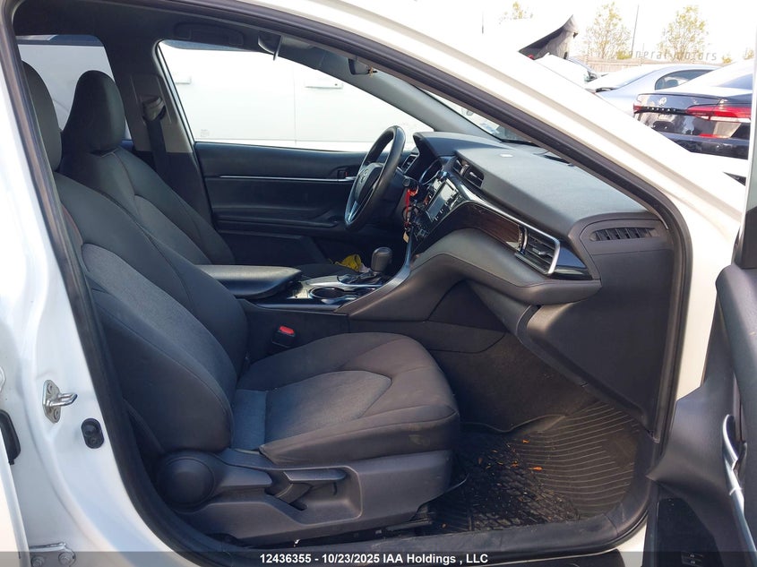 4T1B11HK1KU736504 2019 TOYOTA CAMRY photo no. 5