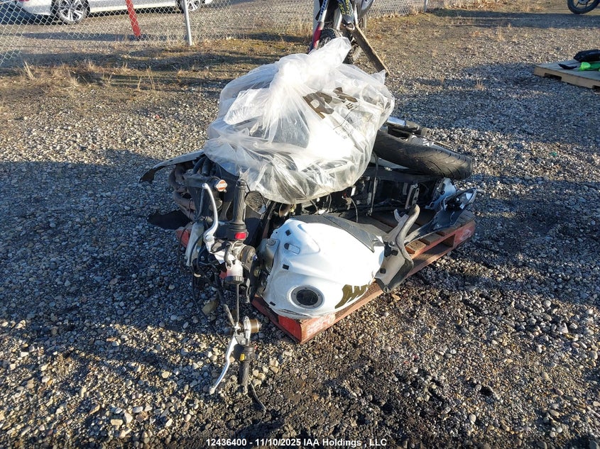 JS1GN7EA582102432 2008 SUZUKI GSX-R photo no. 2