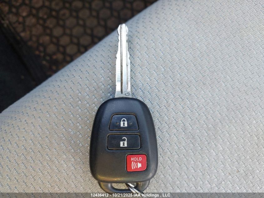 2013 Toyota Prius C VIN: JTDKDTB35D1538926 Lot: 12436412